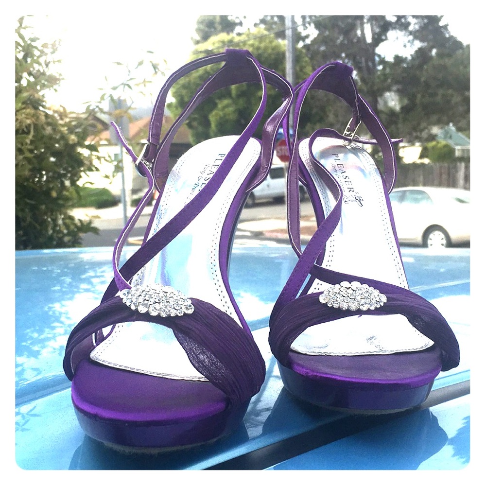 Pleaser size 8 Purple Satin Stilletos